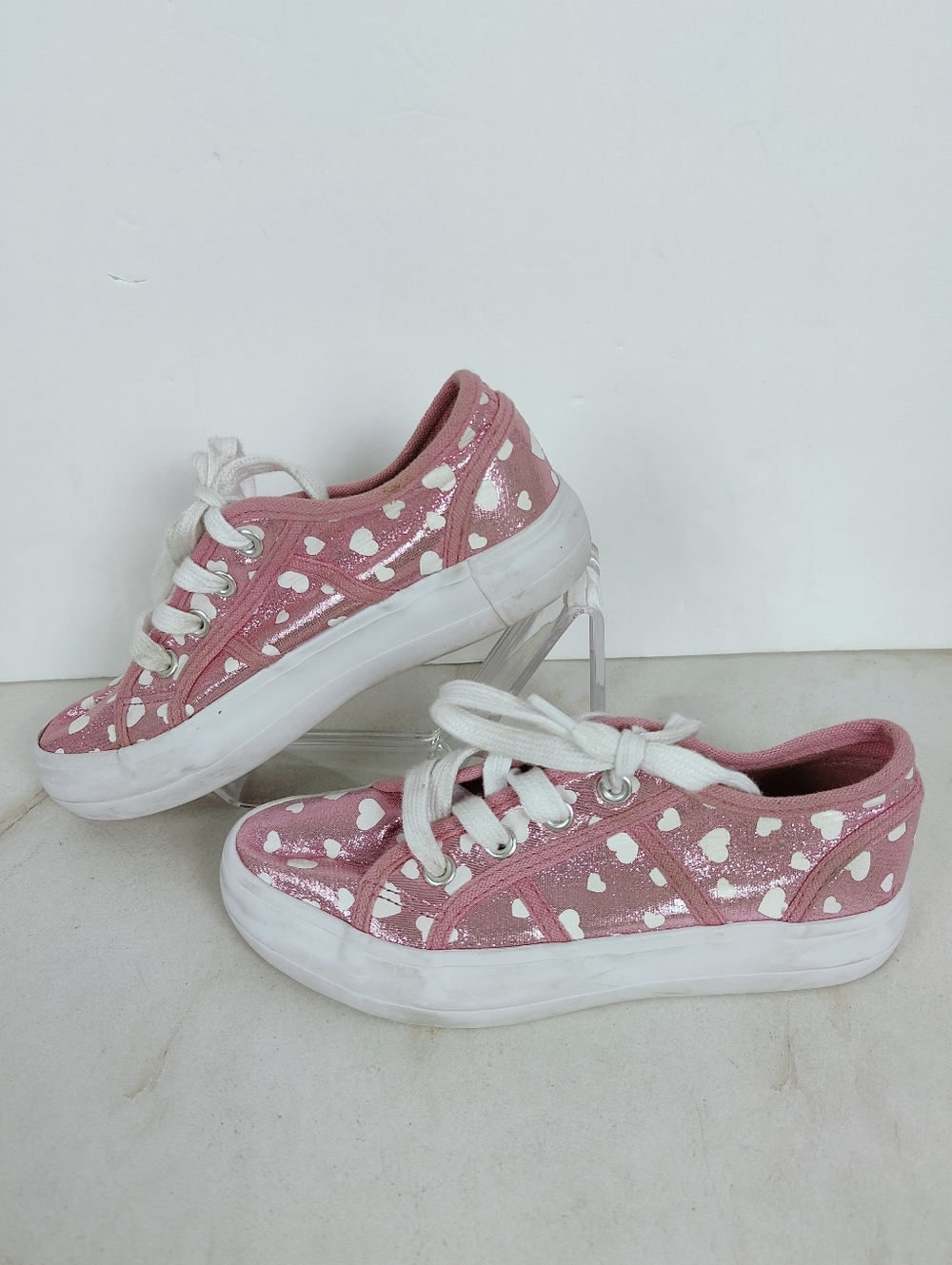 Cynthia Rowley Girls' Pink Shimmer Hearts Print Low Sneakers Tennis Shoes, 13